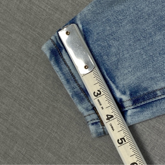 Edgely Mid-rise Super Skinny Jeans Womens 12R Distressed Button Fly Light Wash - Picture 14 of 14